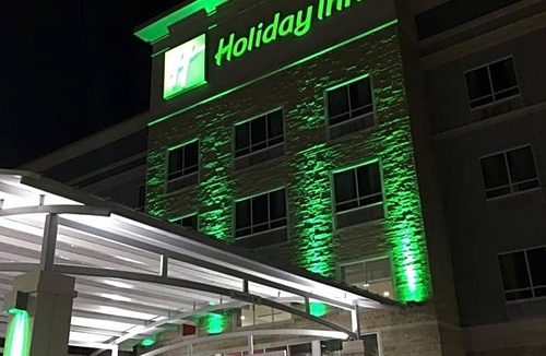 Abilene Hotel | 3-Star Hotel ∙ Holiday Inn Abilene - North College Area, an IHG Hotel
