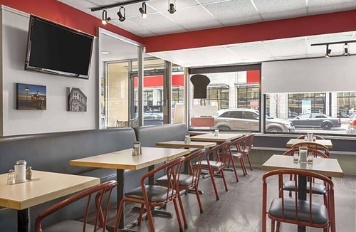 Downtown Ottawa Hotel | 3-Star Hotel ∙ Days Inn by Wyndham Ottawa