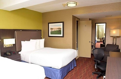 Downtown Ottawa Hotel | 3-Star Hotel ∙ Days Inn by Wyndham Ottawa