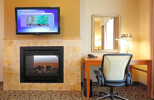 Cedar Falls Hotel | 3-Star Hotel ∙ Hilton Garden Inn Cedar Falls Conference Center