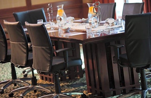 South Tulsa Hotel | 3-Star Hotel ∙ Renaissance Tulsa Hotel & Convention Center