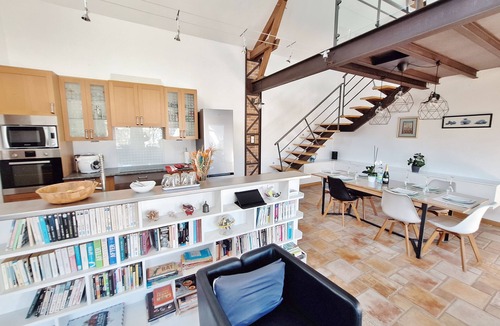La Chabossiere House | 3-star house in Couëron- 15km Nantes- 8 people- Garden & Parking