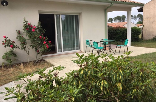 Gastes House | 3-star meublé de tourisme on 1000m2 of wooded grounds