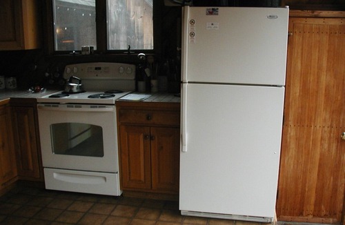 Truro House | 3-story Passive Solar Home with hot tub