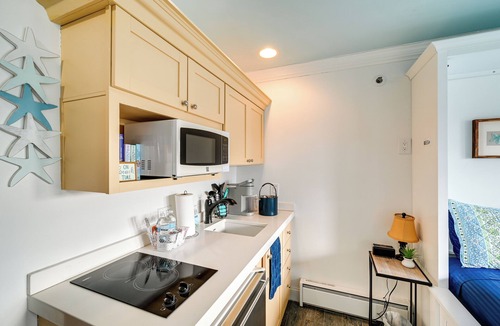 North End Apartment | 3 Studio Units in Ocean City: Near Beach, Walkable
