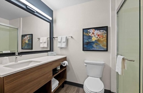Brownsville Hotel | 3 Suites | King Bed + Kitchen & Sofa for Comfortable Stays