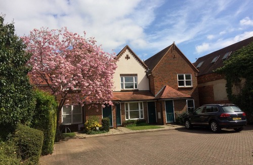 Summertown Apartment | 3 Summertown Court