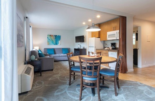San Clemente Hotel | 3 Units | Kitchenette | Pool | Near Beachside