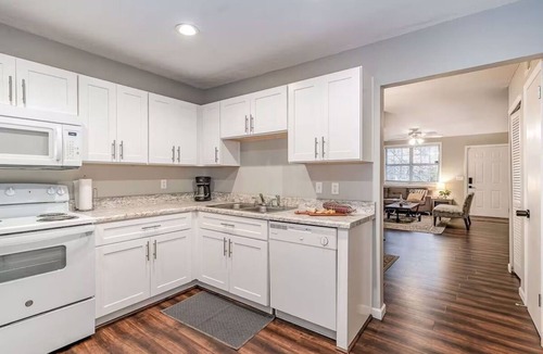 Nashville Condo | 3 Units - Sleeps 24 - Minutes to Downtown/Airport