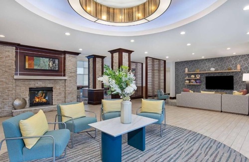 Sandy Springs Hotel | 3 Units | Spacious Suites | Near Perimeter Center Atlanta