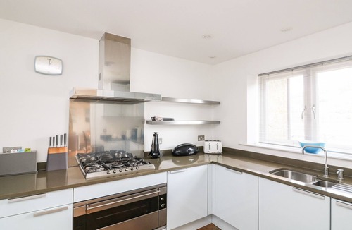 Dartmouth Cottage | 30 Dart Marina