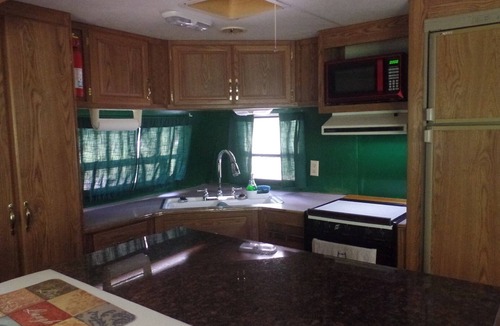 Ashley Oaks House | 30 foot camper/Tiny home conversion (knoxville)
