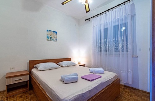 Cove Tri Zala (Zrnovo) Apartment | 30 m² Apartment ∙ 1 bedroom ∙ 2 guests