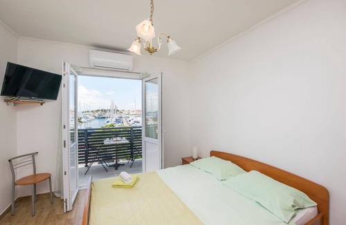 Vodice Apartment | 30 m² Apartment ∙ 1 bedroom ∙ 2 guests