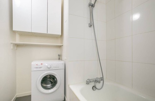 Saint-Fargeau Apartment | 30 m² Apartment ∙ 1 bedroom ∙ 2 guests