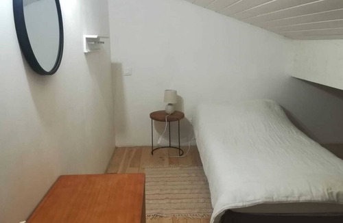 Mervilla Bed & Breakfast | 30 m2 guest room with private bathroom and breakfast included.