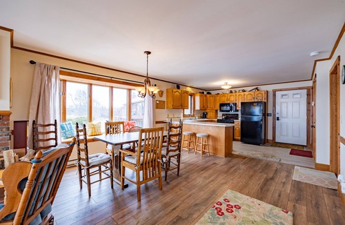 Newport Center Apartment | 30 minutes from Jay's Peak! Cozy, Lakeside Condo!