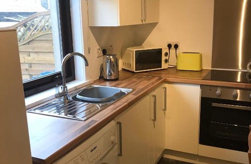 Stornoway House | 30 Morison Avenue