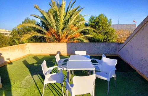 Playa de San Juan Villa | 30 people, pool, disco,10 min beach