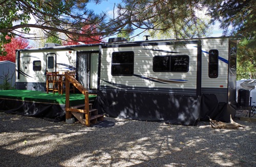 Cascade House | 300 FEET from Payette River.