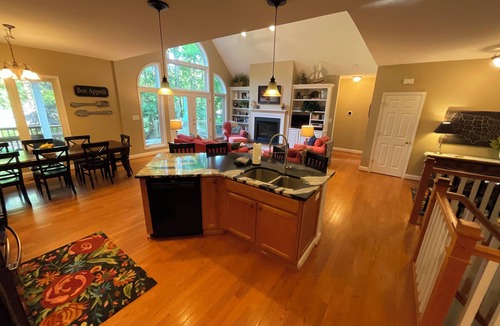 Lakeside Woods House | 300 feet Private Level Waterfront, Beach, Deep Water Dock, Waterside Firepit