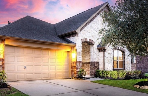 Humble House | 3000 SQFT Houston Mediterranean Oasis