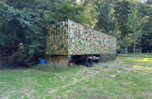 Seugy RV Rental | 3000m2 forest clearing!