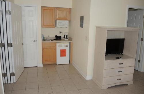 Calabash Apartment | 3005L home