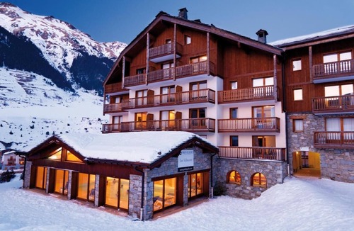 Val Cenis Apartment | 300m from resort center, swimming pool, balcony, tv, 35m², Val Cenis