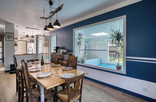 Benodet House | 300m from beach, 29°C pool, 5 bdrms, 4 baths, quiet, spacious