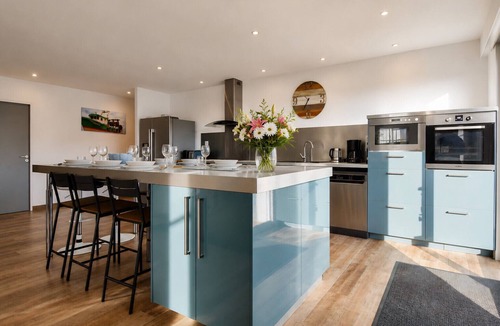 La Gueriniere House | 300m from beaches - House with garden for 12