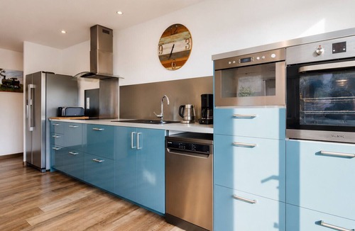 La Gueriniere House | 300m from beaches - House with garden for 12