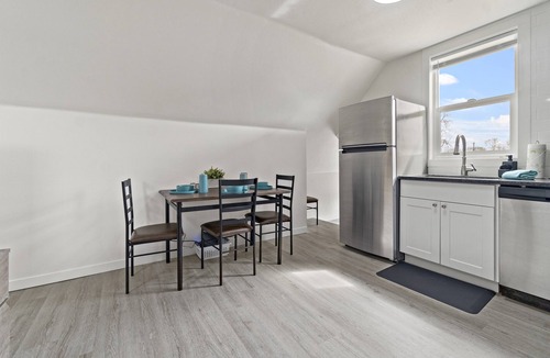 Nampa Apartment | 300Mbps°Smart TV°Full Kitchen°Self Check-In°W/D