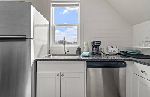 Nampa Apartment | 300Mbps°Smart TV°Full Kitchen°Self Check-In°W/D