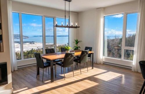 Baie-St-Paul Apartment | 301 - Luxury Condo - Exceptional View & Pool