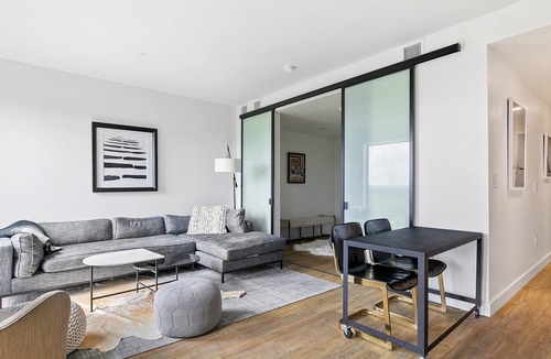 Starr Hill Apartment | 301 West Main | 1 Bed, 1 Bath