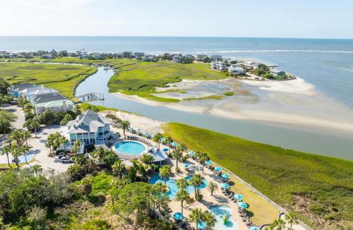 Saint Helena Island House | 302 Ocean Point Drive