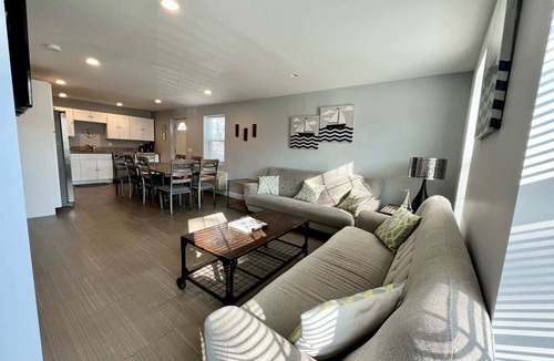 Watkins Glen House | 304 3rd Street, Suite B