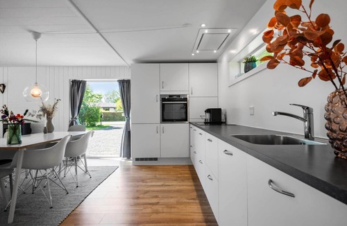 Saksild Strand House | 30490 Saksild - Præsteager 221
