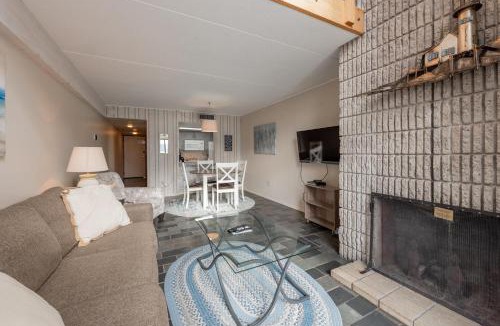 Thayerville House | 304C One Bedroom One Bath