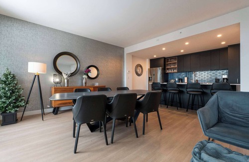 Baie-St-Paul Apartment | 308-Condo Le Victorien | River View, Pool & EV