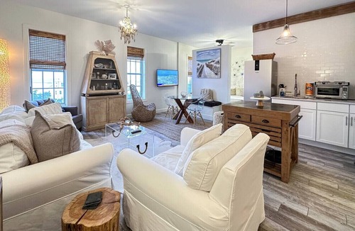 Seacrest Beach Condo | 30A Top-Floor Studio w/Pool, Beach & Tram Access