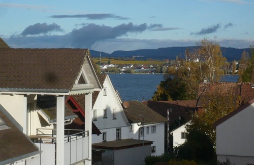 Ermatingen Apartment | 31/2 room attic apartment with large terrace, lake view, 200 m to the lake