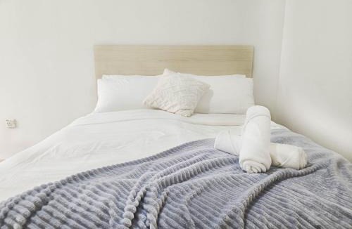 Sungai Buloh House | 31 Damansara Damai by Manhattan Group