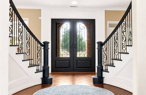 Mansfield House | 31+ Day Luxury Furnished Home Executive Living