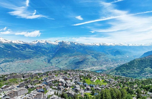 Saint-Pierre-de-Clages Apartment | 31 m² Apartment ∙ 1 bedroom ∙ 4 guests