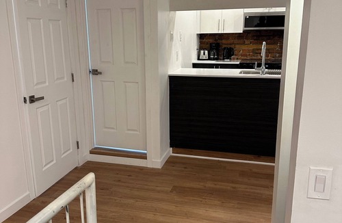 Latin Quarter Apartment | 31 Nights or more - 3 bedroom apartment in downtown Montréal with terrace