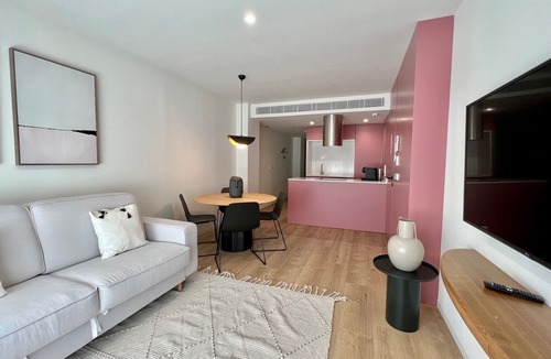 Ensanche Diputacion Apartment | 31 Reyes Catolicos Premium Homes - Deluxe Home