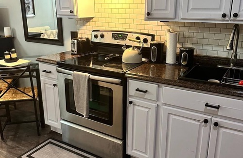 West Bronx Apartment | 315-1 Studio B1