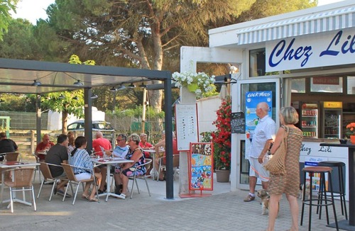 La Petite Motte House | 31m² Mobile Home with Terrace - 3 Bedrooms, Sleeps 6